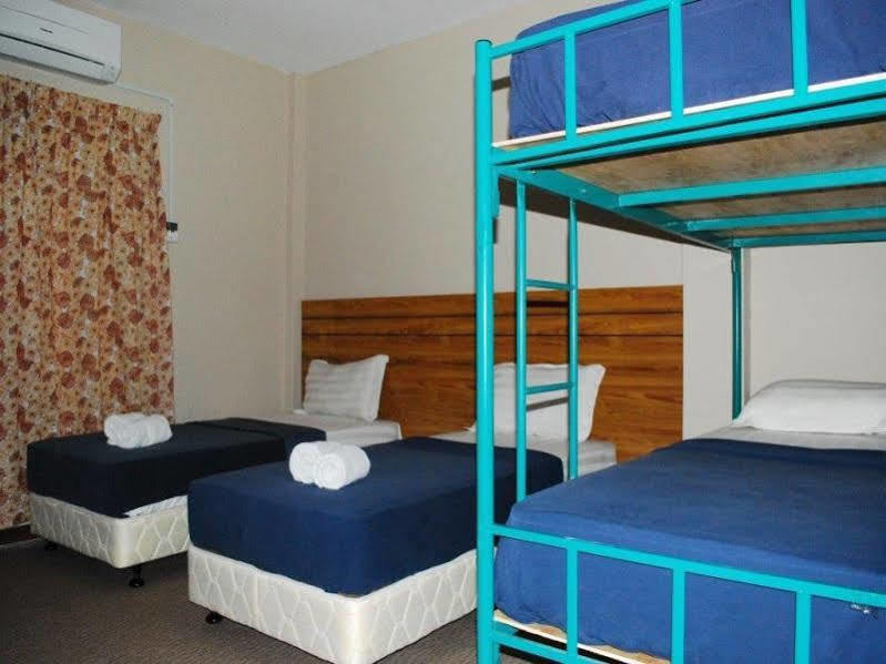 Baron Water Front Motel Kuah Exterior photo